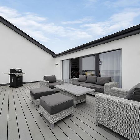 Bayview Luxury 3 Bedroom Apartment First Floor داونيغس المظهر الخارجي الصورة